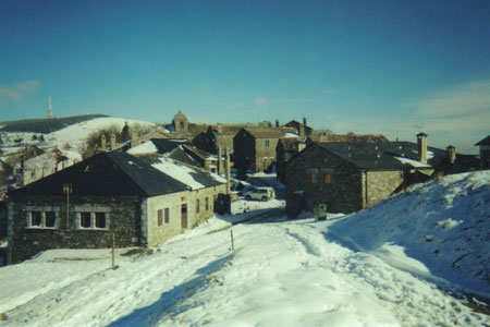 39-O-Cebreiro-under-snow-(pg-263).jpg