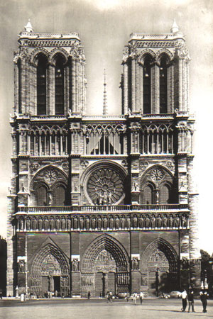 Paris----across-the-parvis-to-Notre-Dame