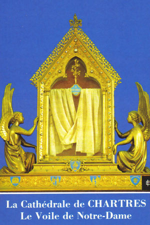 Chartres---le-voile-de-Notre-Dame