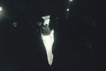 Lourdes---Rosary-procession-2